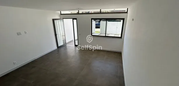 Casa de Condomínio com 3 Quartos para alugar, 145m² no Itaipu, Niterói