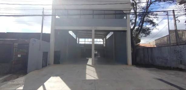 Galpão / Depósito / Armazém para alugar, 300m² no Parque São George, Cotia
