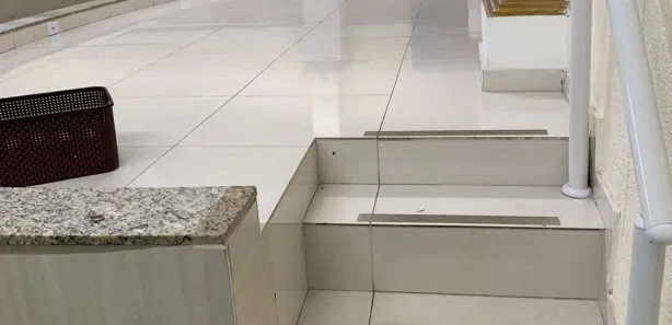 Galpão / Depósito / Armazém para alugar, 400m² no São Lourenço, Niterói