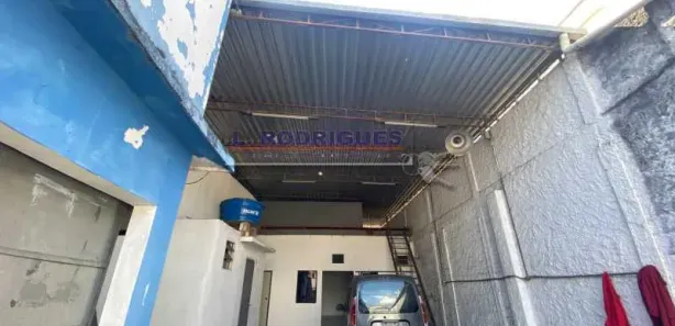 Galpão / Depósito / Armazém à venda, 308m² no Cascadura, Rio de Janeiro