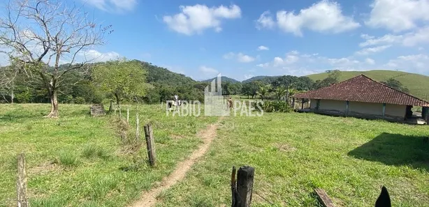 Fazenda / Sítio / Chácara com 2 Quartos à venda, 871200m² no Maraporã, Cachoeiras de Macacu