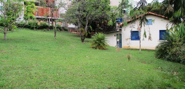 Fazenda / Sítio / Chácara com 3 Quartos à venda, 6465m² no Inácio Martins, Viçosa