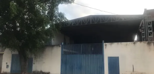 Galpão / Depósito / Armazém à venda, 650m² no Jardim Regina, Araraquara