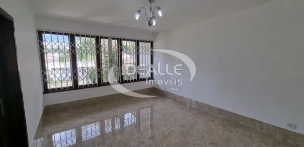 Casa com 4 Quartos para alugar, 307m² no Jardim Social, Curitiba