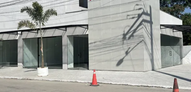 Loja / Salão / Ponto Comercial para alugar, 55m² no Vista Alegre, São Gonçalo