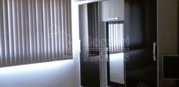 Sobrado com 4 Quartos à venda, 249m² no Centro, Araraquara