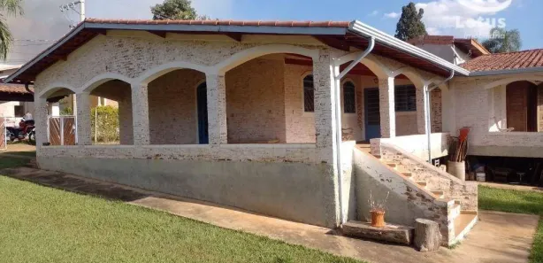 Fazenda / Sítio / Chácara com 3 Quartos à venda, 250m² no Núcleo Urbano Parque Ana Helena, Jaguariúna