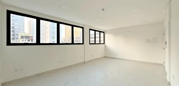 Conjunto Comercial / Sala para alugar, 38m² no Velha, Blumenau