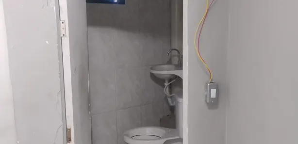 Loja / Salão / Ponto Comercial para alugar, 40m² no Centro, Itapecerica da Serra