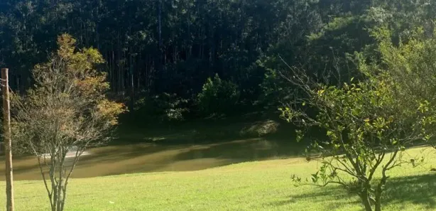 Fazenda / Sítio / Chácara com 4 Quartos à venda, 1000m² no , Alumínio