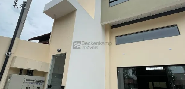 Loja / Salão / Ponto Comercial para alugar, 140m² no Casa de Pedra, Volta Redonda