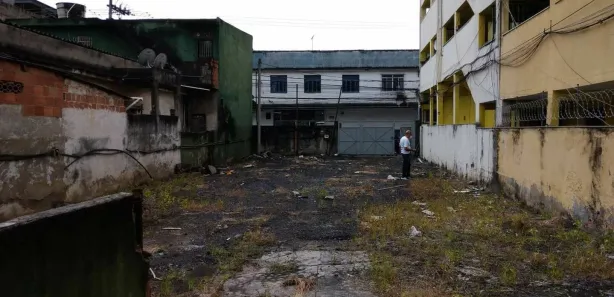 Terreno / Lote / Condomínio à venda, 500m² no Centro, Belford Roxo