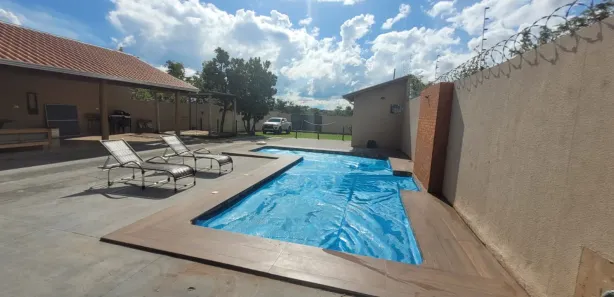 Fazenda / Sítio / Chácara com 3 Quartos à venda, 140m² no Residencial Atlântico Sul, Campo Grande