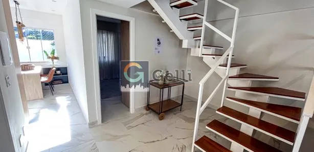 Casa de Condomínio com 3 Quartos à venda, 130m² no Mosela, Petrópolis