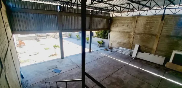 Galpão / Depósito / Armazém para alugar, 14m² no Atlântica, Rio das Ostras