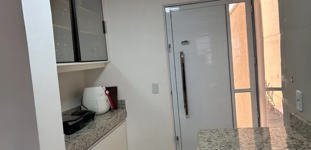 Casa de Condomínio com 2 Quartos para venda ou aluguel, 120m² no Jardim Decolores, Trindade