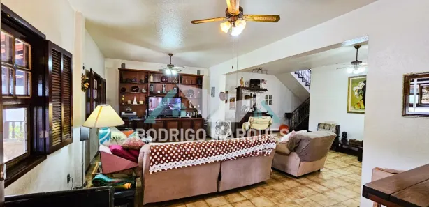 Casa de Condomínio com 4 Quartos à venda, 275m² no Bananeiras (Iguabinha), Araruama