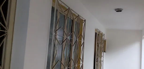 Casa com 1 Quarto para alugar, 50m² no Areia Branca, Belford Roxo
