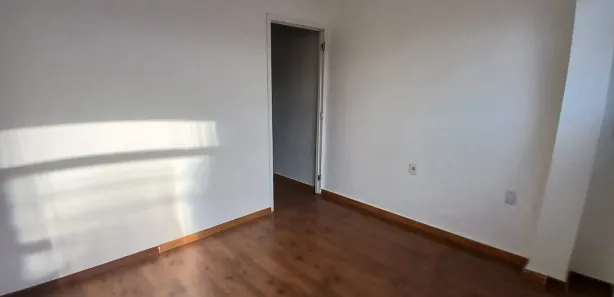 Conjunto Comercial / Sala para alugar, 28m² no Centro, Duque de Caxias