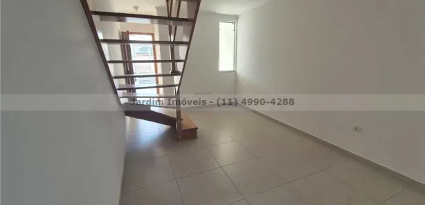 Casa de Condomínio com 3 Quartos para alugar, 101m² no Jardim do Estádio, Santo André