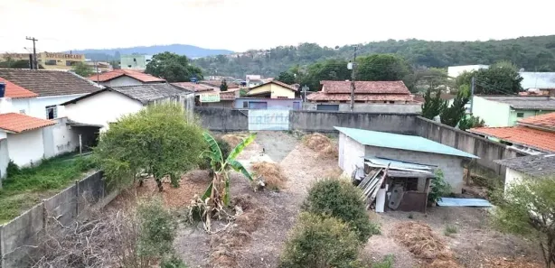 Terreno / Lote / Condomínio à venda, 737m² no Centro, Florestal