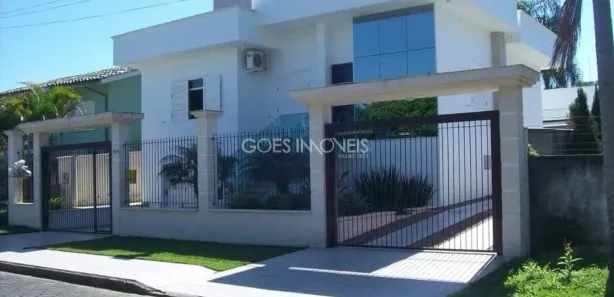 Casa com 3 Quartos para alugar, 149m² no Santa Augusta, Criciúma