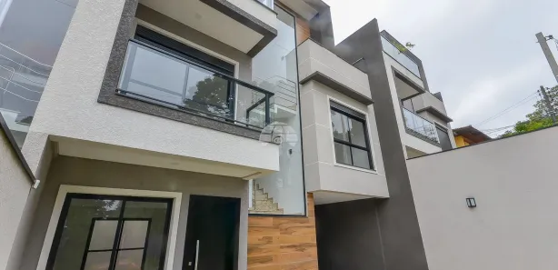 Sobrado com 3 Quartos à venda, 194m² no São Lourenço, Curitiba