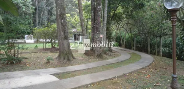 Fazenda / Sítio / Chácara com 3 Quartos à venda, 3000m² no Chácaras Ana Lúcia, Embu das Artes