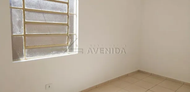 Casa com 3 Quartos para alugar, 70m² no Cafezal, Londrina