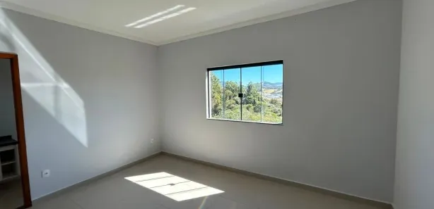 Apartamento com 3 Quartos para alugar, 90m² no Nhá Chica, Pouso Alegre