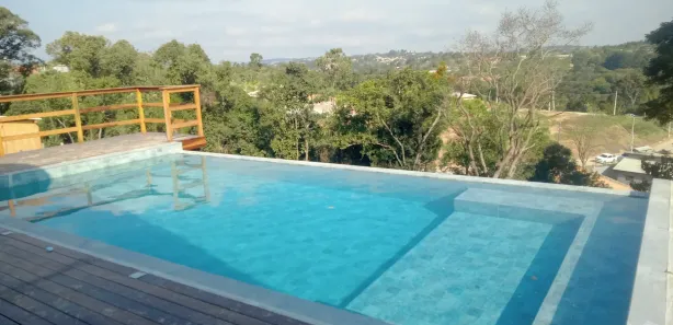 Fazenda / Sítio / Chácara com 3 Quartos à venda, 1000m² no , Mairinque