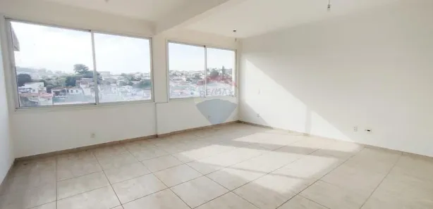 Loja / Salão / Ponto Comercial para alugar, 240m² no Centro, Bragança Paulista