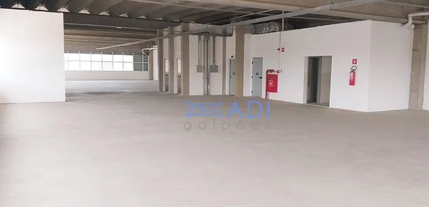 Galpão / Depósito / Armazém para alugar, 2340m² no Jardim Mutinga, Barueri