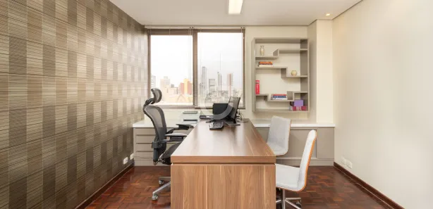 Conjunto Comercial / Sala à venda, 78m² no Centro, Curitiba