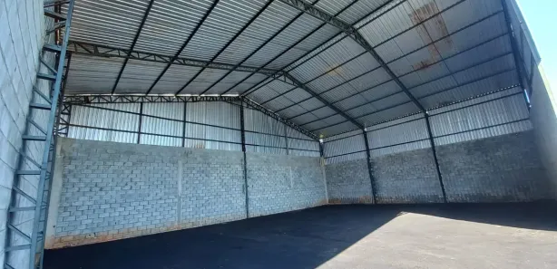 Galpão / Depósito / Armazém para alugar, 300m² no Veraneio Maracanã, Itaquaquecetuba