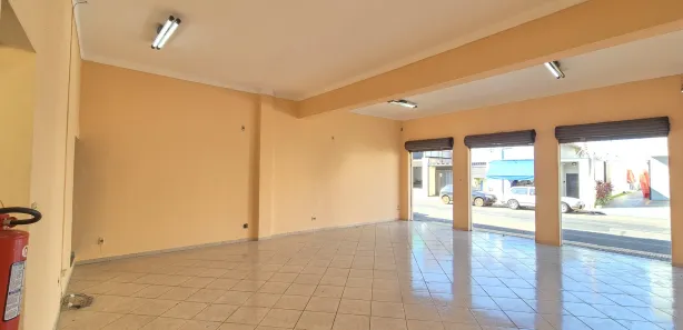 Loja / Salão / Ponto Comercial para venda ou aluguel, 240m² no Centro, Araraquara