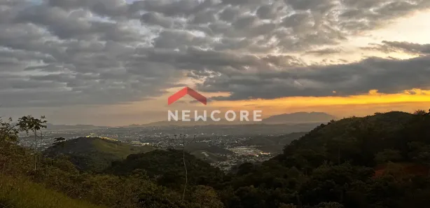 Fazenda / Sítio / Chácara com 1 Quarto à venda, 600m² no Jardim Primavera, Duque de Caxias
