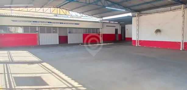 Loja / Salão / Ponto Comercial para alugar, 438m² no Centro, Itatiba