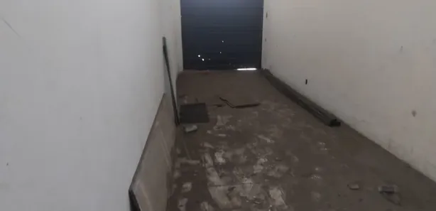 Loja / Salão / Ponto Comercial à venda, 80m² no Vila Santa Cruz, Duque de Caxias