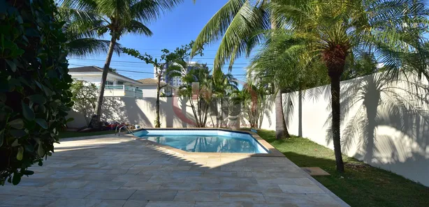 Casa de Condomínio com 4 Quartos para venda ou aluguel, 221m² no Buraquinho, Lauro de Freitas