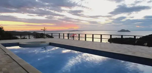 Casa de Condomínio com 4 Quartos à venda, 210m² no João Fernandes, Armação dos Búzios