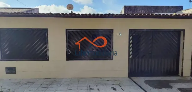 Casa com 3 Quartos à venda, 180m² no Aeroporto, Aracaju