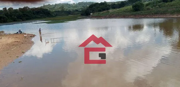 Fazenda / Sítio / Chácara com 4 Quartos à venda, 600m² no , Mairinque