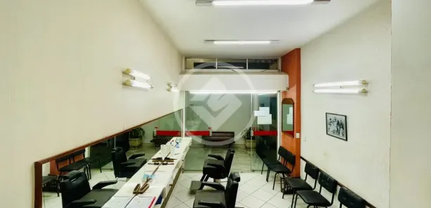 Loja / Salão / Ponto Comercial à venda, 33m² no Várzea, Teresópolis