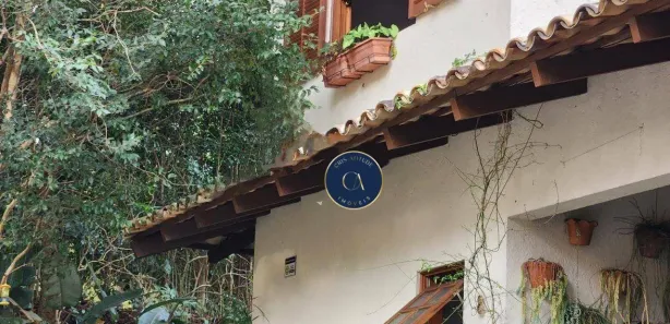 Casa de Condomínio com 3 Quartos para venda ou aluguel, 185m² no Chácara do Refúgio, Carapicuíba