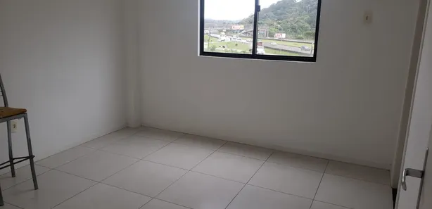 Apartamento com 2 Quartos para alugar, 76m² no Monte Alegre, Camboriú