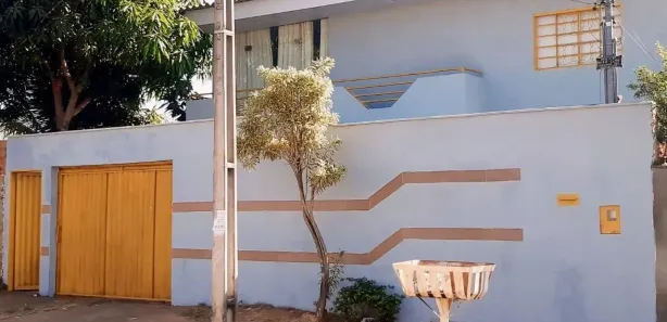 Casa com 4 Quartos à venda, 230m² no , Abadia de Goiás