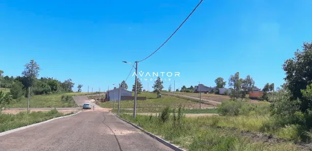Terreno / Lote / Condomínio à venda, 400m² no Tomazetti, Santa Maria
