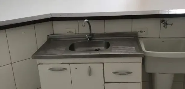 Kitnet com 1 Quarto para alugar, 30m² no Centro, Pindamonhangaba