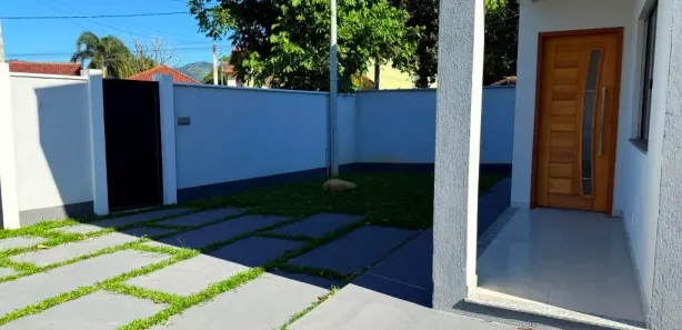 Casa com 4 Quartos para venda ou aluguel, 126m² no Centro, Guapimirim